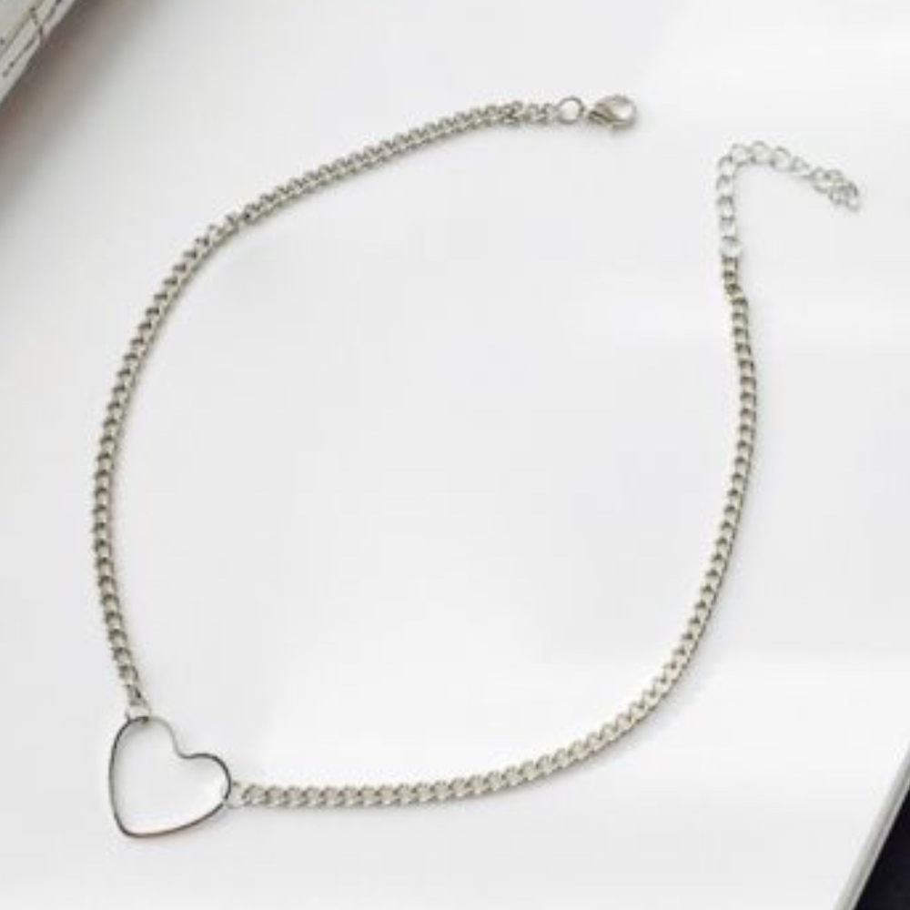 Silver Choker Chain Necklace Heart Pendant
